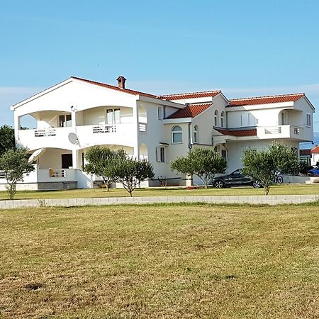 Apartments Mrdelja 브르시 외부 사진