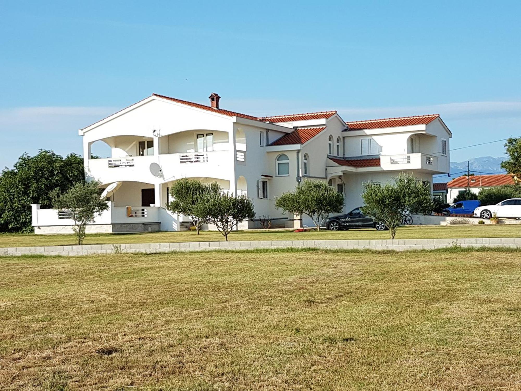 Apartments Mrdelja 브르시 외부 사진